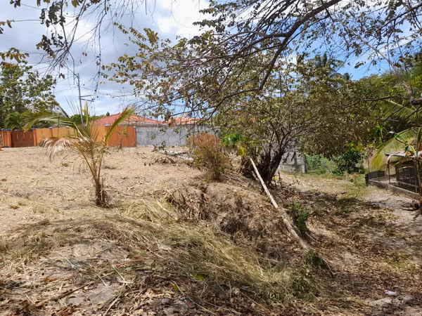 Vendo terreno 850mt2, titulado. San Carlos, El arenal