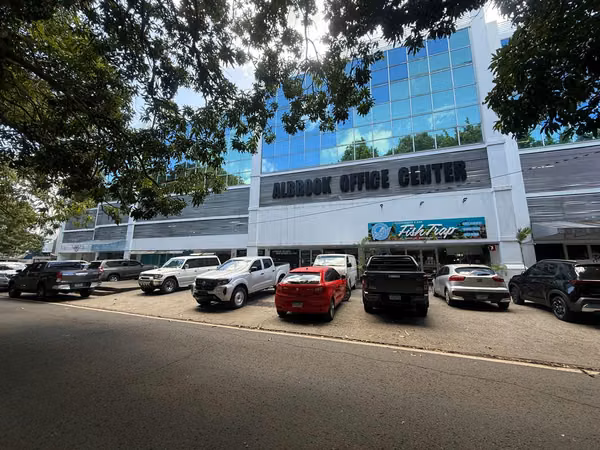 Banco vende 10 Oficinas en P.H. Albrook Office Center (SG)