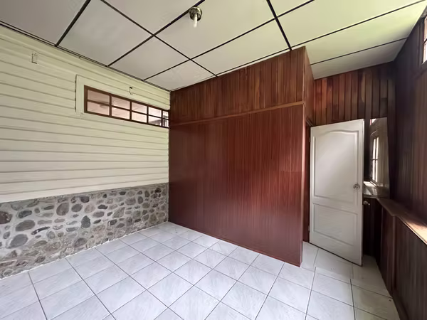 FURNISHED HOUSE FOR RENT IN EXCLUSIVE GATED COMMUNITY IN BAMBITO