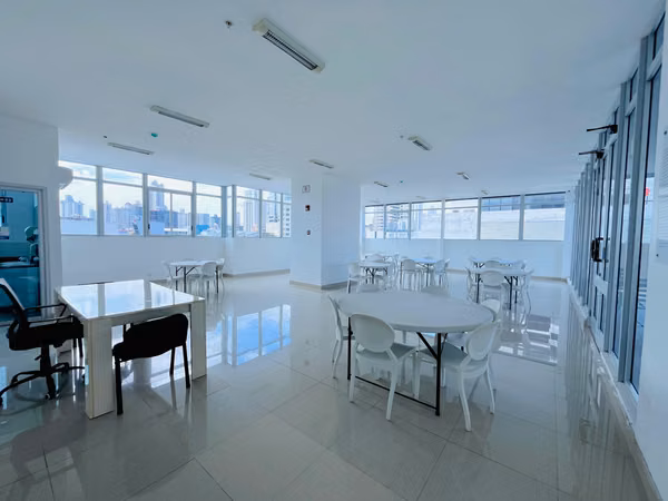 Apartment for sale, El Carmen, Bella Vista, Panama