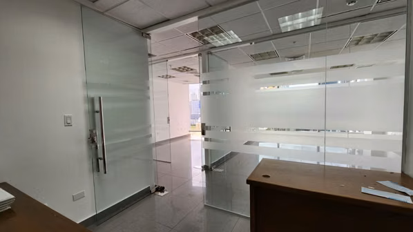 Se alquila oficina en PH Torre Aseguradora Ancón, Costa del Este