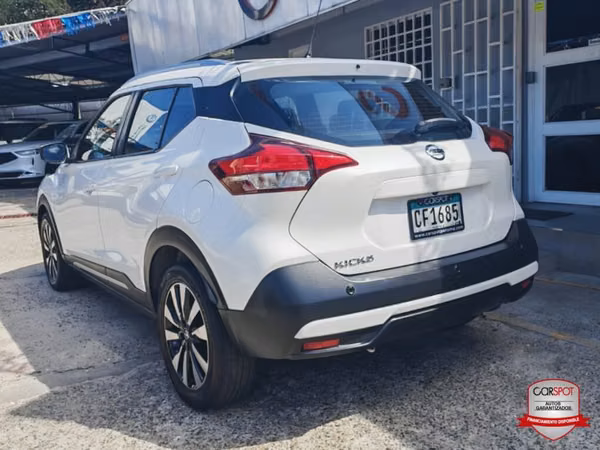 NISSAN KICKS 2018