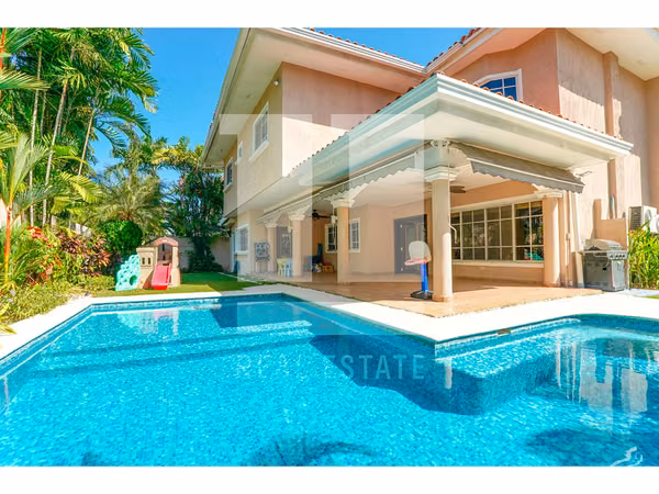 Se Vende Casa En Costa de las Perlas, Costa del Este