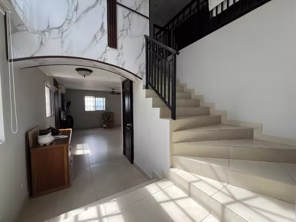 SE VENDE CASA – BOSQUES DE LAS CIBELES, ALTOS DE PANAMÁ