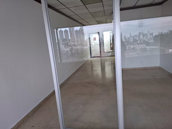Oficina Disponible Plaza Aventura 49 mts