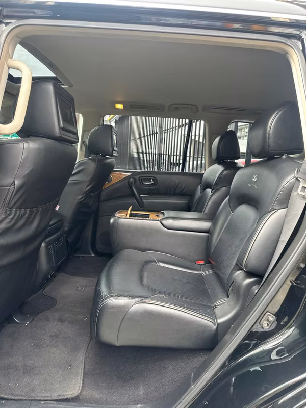 Infiniti QX80 2012