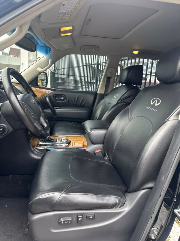 Infiniti QX80 2012