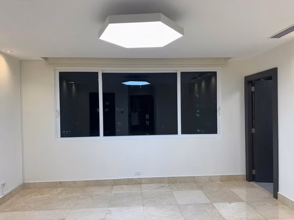 Semi-furnished apartment for rent in Punta Pacifica