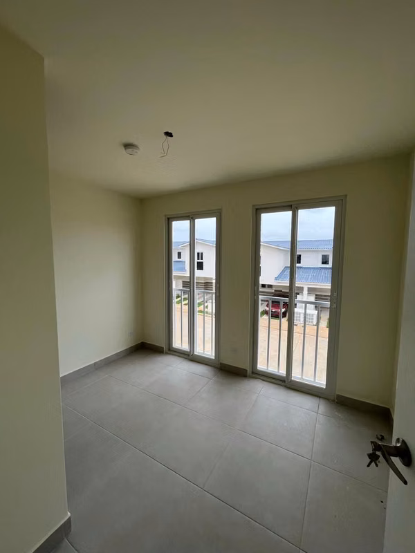 VENDO HERMOSA CASA EN PLAYA DORADA VACAMONTE