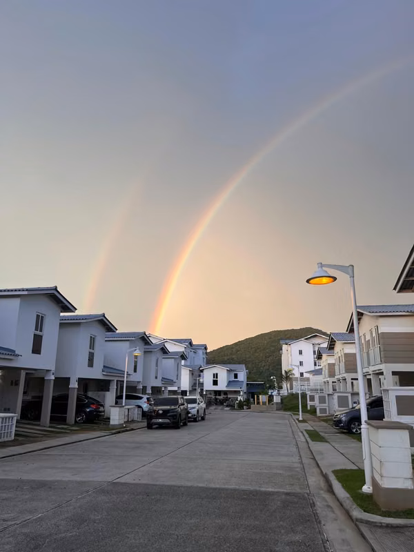 VENDO HERMOSA CASA EN PLAYA DORADA VACAMONTE