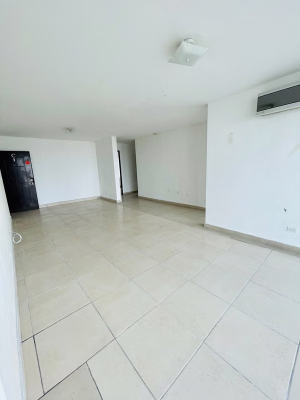 VENTA APARTAMENTO EN HATO PINTADO CON TODOS LOS ESPACIONS FAMILIARES