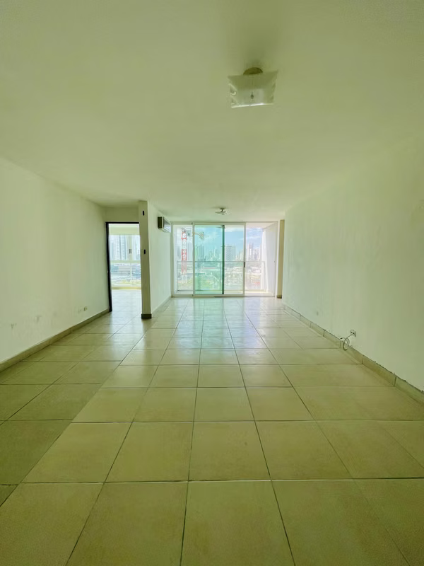 VENTA APARTAMENTO EN HATO PINTADO CON TODOS LOS ESPACIONS FAMILIARES