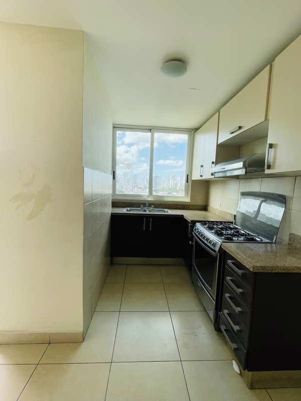 VENTA APARTAMENTO EN HATO PINTADO CON TODOS LOS ESPACIONS FAMILIARES