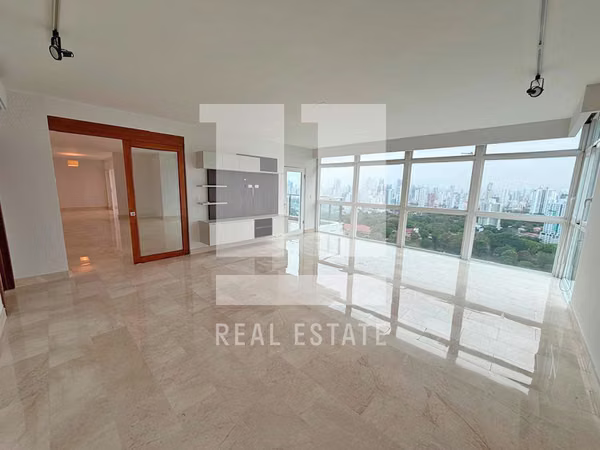 Apartamento en PH Pradera, Altos del Golf