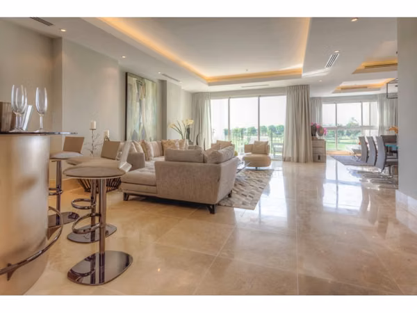 THE RESERVE 4 Bedrooms US$1,150,000
