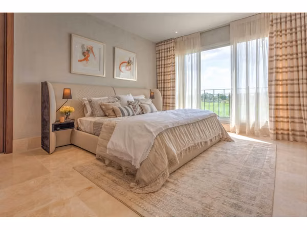 THE RESERVE 4 Bedrooms US$1,150,000