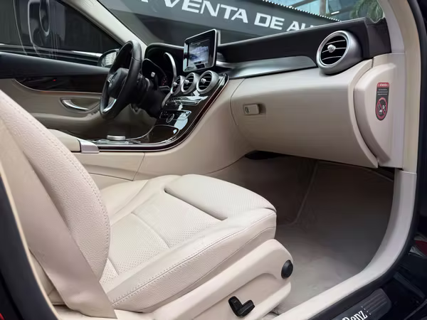 MERCEDES BENZ C250 4MATIC