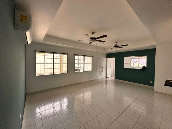 SAN ANTONIO / BEST DEAL / HOUSE 3 BED / GARDEN / PATIO