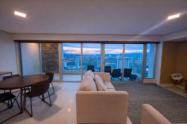 Vive en Parkside de Costa del Este  | Apartamento amoblado con vista al Parque