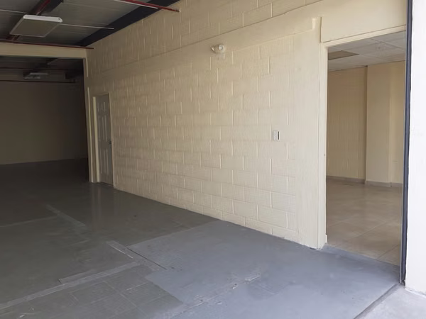VENTA DE OFIESPACIO EN COMPLEJO EN CALIDONIA...