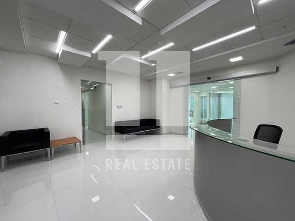 Se Alquila Oficina de 292 m2 en Financial Park