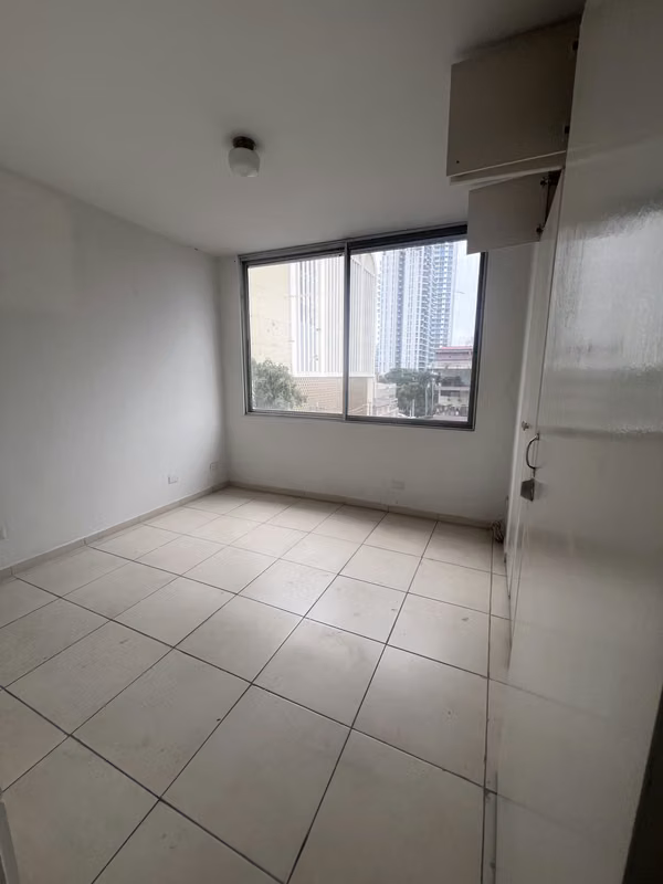 ALQUILO APARTAMENTO EN BELLA VISTA, VACIO