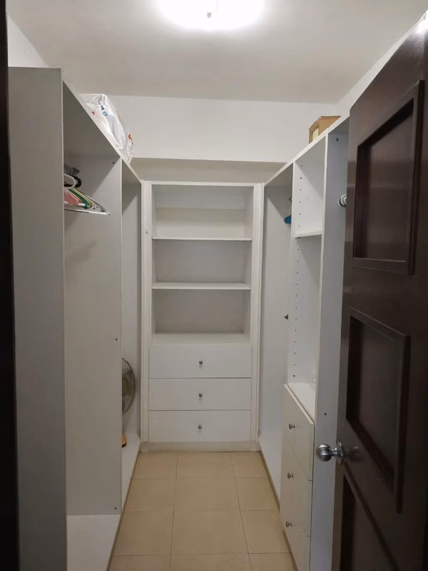 Venta de práctico y cómodo apartamento en Grandbay – Avenida Balboa