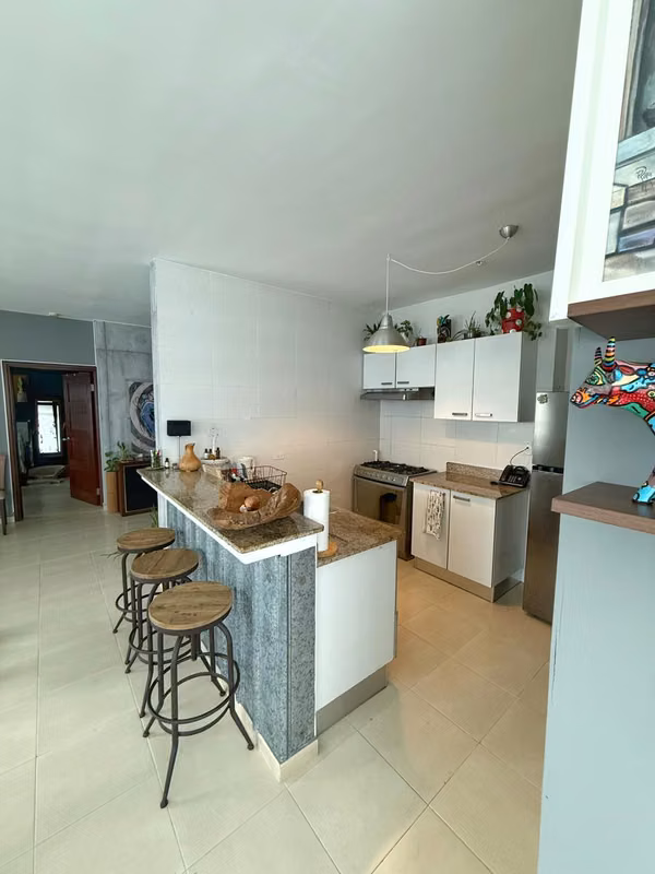 Venta de práctico y cómodo apartamento en Grandbay – Avenida Balboa