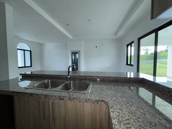 HACIENDA PACIFICA - House for sale