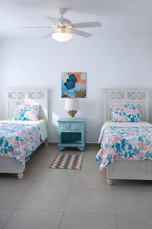 VENTA CASA CON PISCINA PRIVADA EN BIJAO