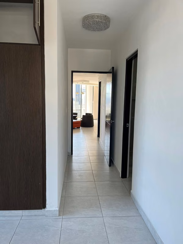 Apartment is sold in El Crajo / PH. Luxor / 147 m2 / 2 rec / 2.5 bathrooms / cbe / balcony
