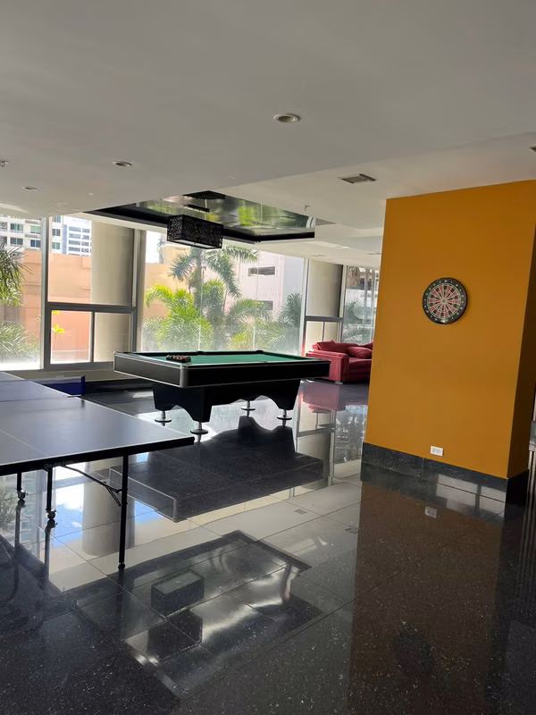Apartment is sold in El Crajo / PH. Luxor / 147 m2 / 2 rec / 2.5 bathrooms / cbe / balcony