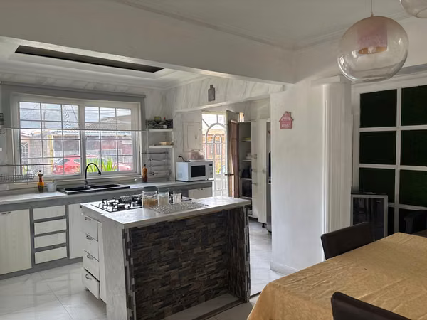 CASA EN VENTA EN VILLAS DEL MEDITERRANEO DON BOSCO REMODELADA (CAMRO)