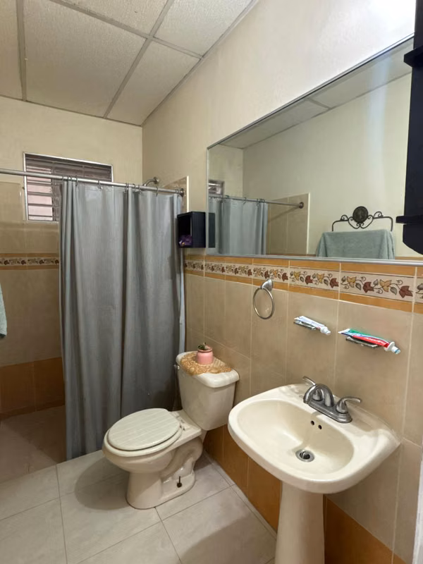 CASA EN VENTA EN VILLAS DEL MEDITERRANEO DON BOSCO REMODELADA (CAMRO)