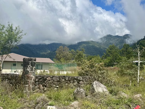 SE VENDE LOTE  TITULADO EN VOLCÁN
