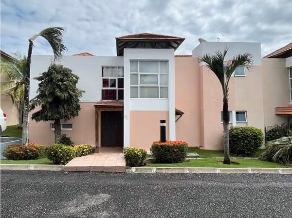 Venta Casa en Costa Blanca Decameron con Membresía de Golf y Club de Playa