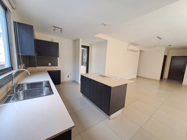 apartamento en venta en River Valley