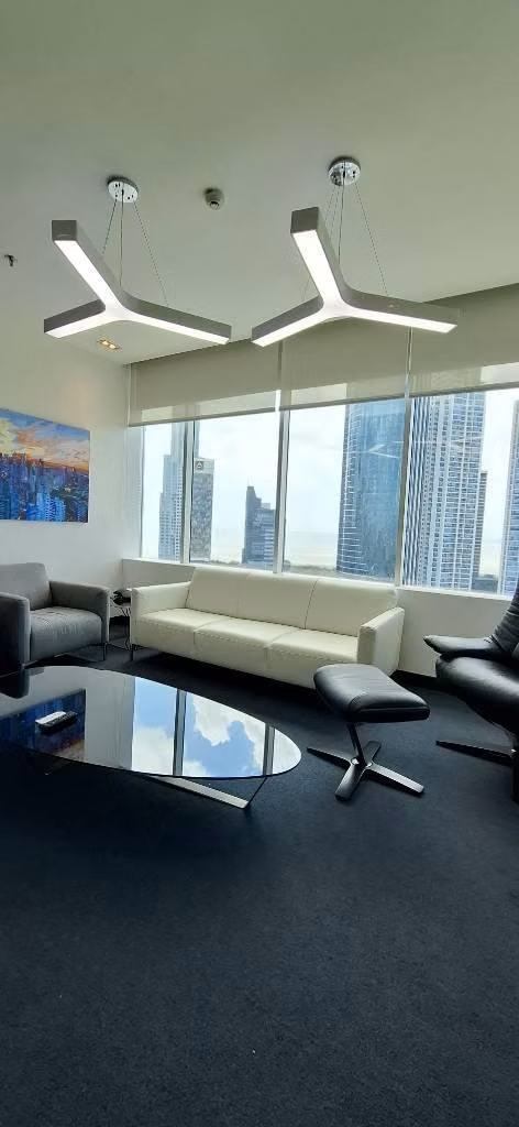 Costa del Este, Oficina Amoblada 340m2
