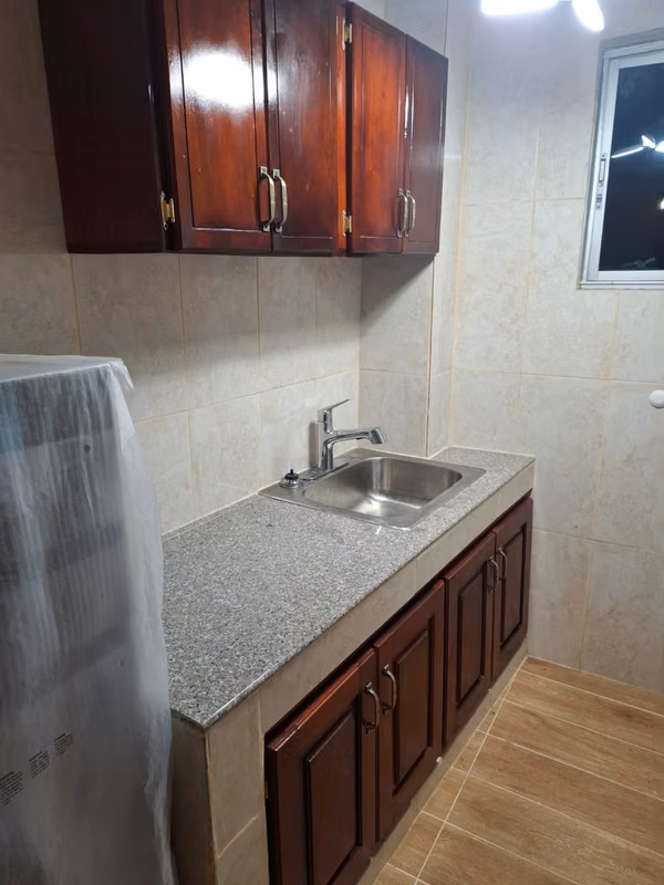 The Golden apartment studio $325 monthly, independent total, interested in writing Whatssap