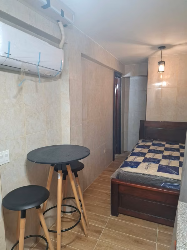 The Golden apartment studio $325 monthly, independent total, interested in writing Whatssap