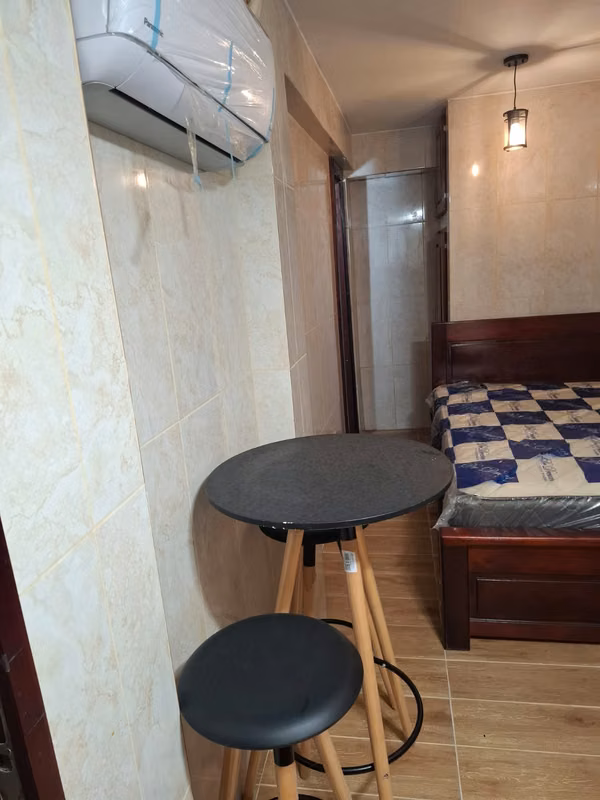 The Golden apartment studio $325 monthly, independent total, interested in writing Whatssap