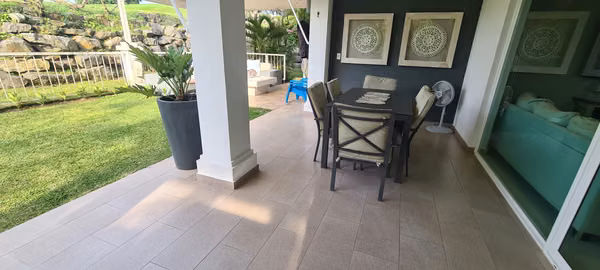 ALQUILO APARTAMENTO. BIJAO. GATUN. PLANTA BAJA. PLAYA. GOLF. PADEL.