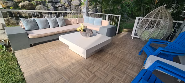 ALQUILO APARTAMENTO. BIJAO. GATUN. PLANTA BAJA. PLAYA. GOLF. PADEL.