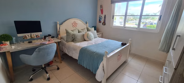 ALQUILO APARTAMENTO. BIJAO. GATUN. PLANTA BAJA. PLAYA. GOLF. PADEL.