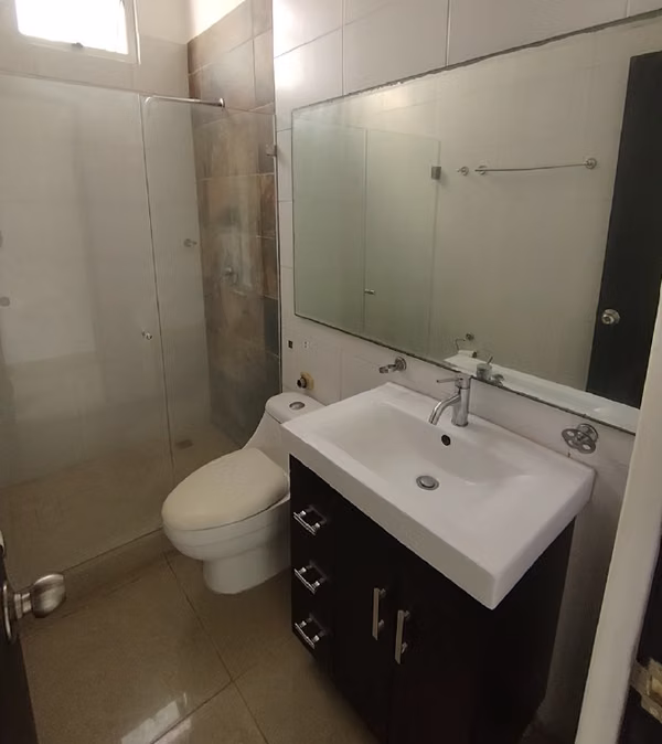 VENDO APARTAMENTO EN BELLA VISTA