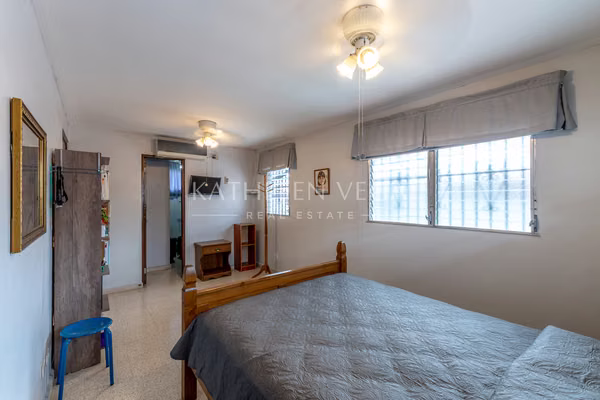Two-Story Duplex House for sale in Altos de Panamá, La Riviera