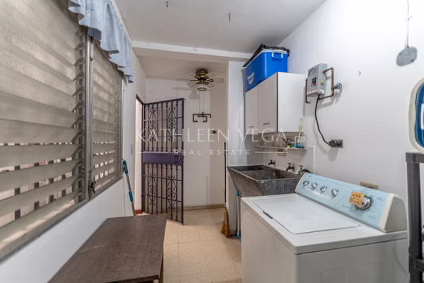 Two-Story Duplex House for sale in Altos de Panamá, La Riviera