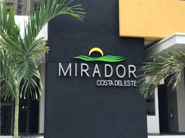 Venta de Apartamento - PH MIRADOR