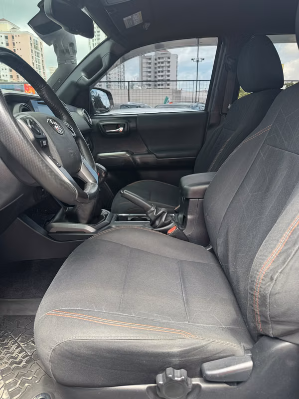 TOYOTA TACOMA 2019