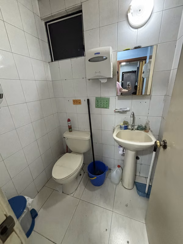 Venta de Oficina en Plaza Aventura, El Dorado